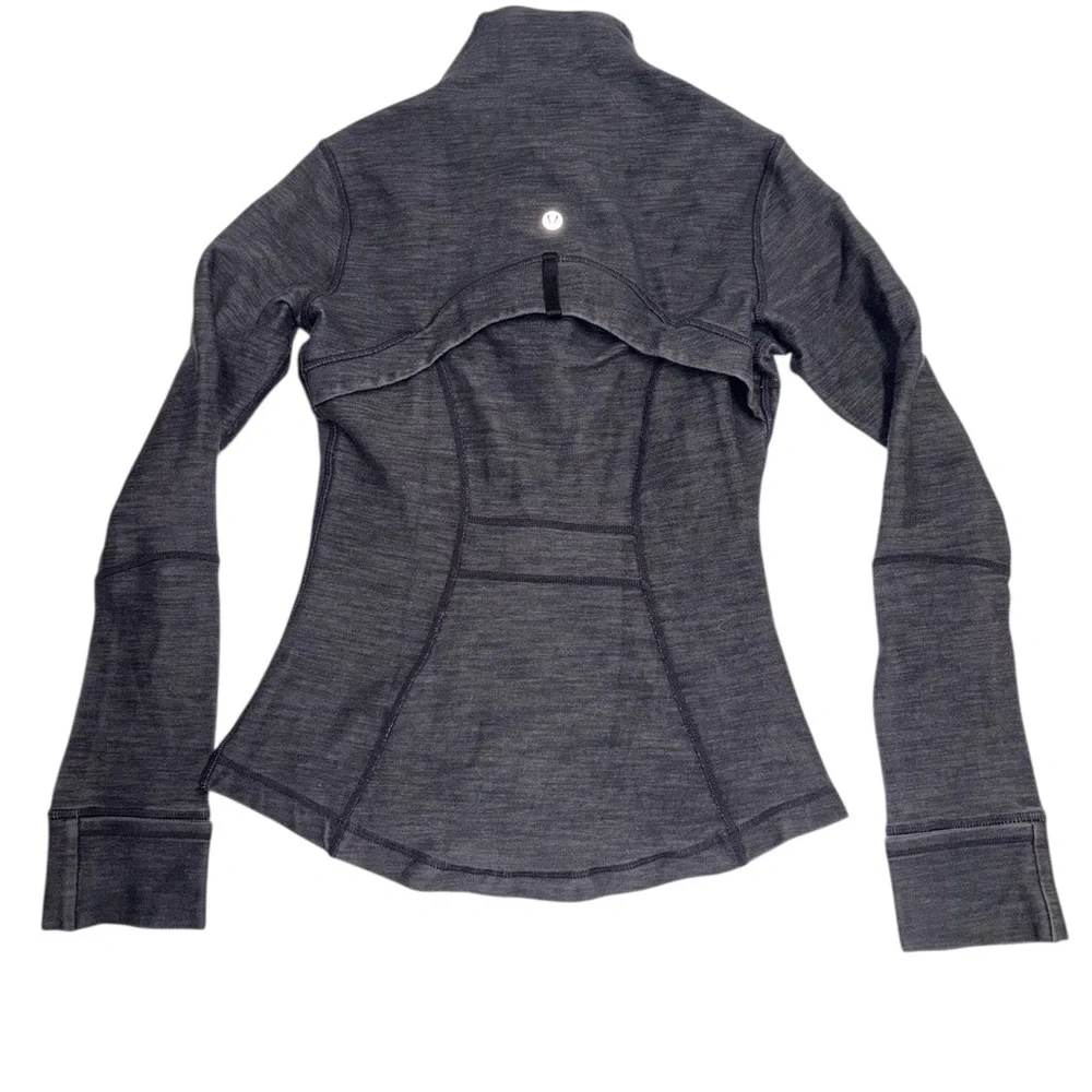 Lululemon size 2 Womens Zip up jacket - Picture 6 of 8